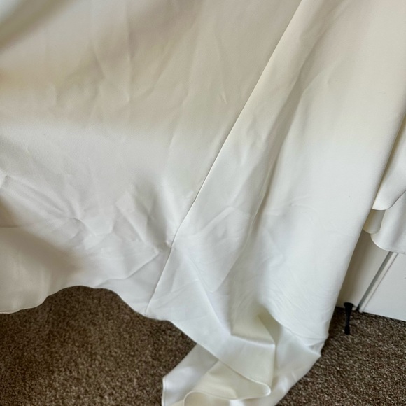 Grace Loves Lace “MILA” Elegant Ivory Off-Shoulder Gown Medium Large - Picture 13 of 16